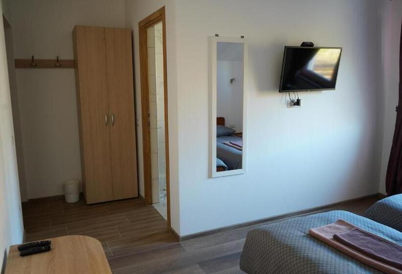 پانسیون Giulia Home