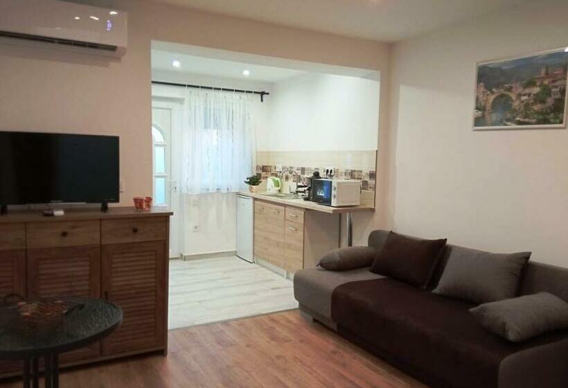 Pensjonat érdi Muskátlis Vendégház