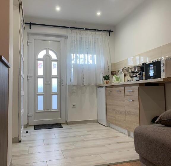 Pensjonat érdi Muskátlis Vendégház