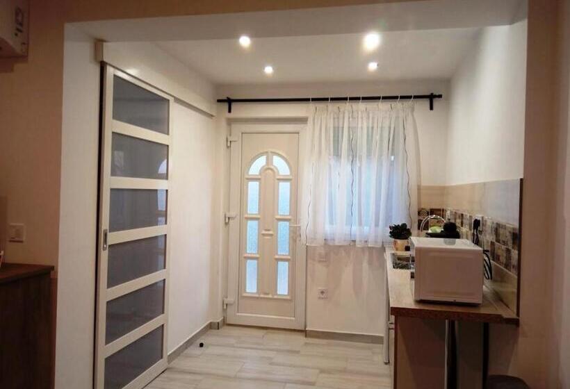 Pensjonat érdi Muskátlis Vendégház