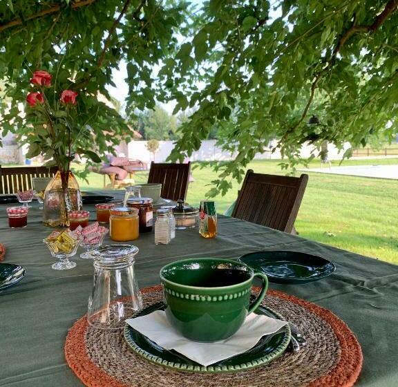 مبيت وإفطار La Gouronerie