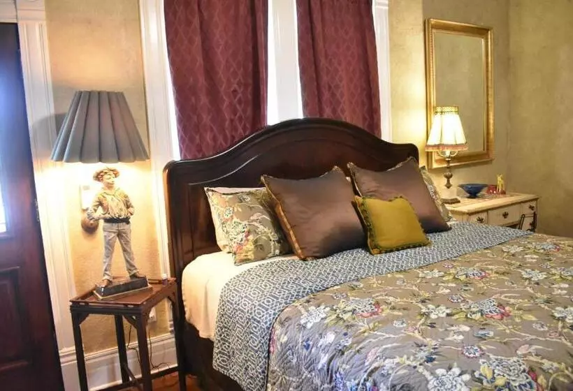 Aamiaismajoitus (B&B) The Gallery House Boutique