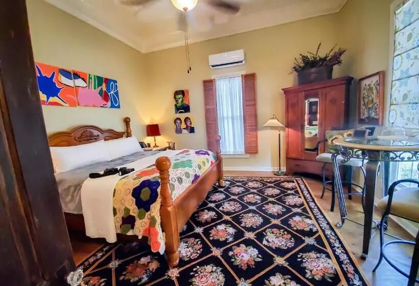 Aamiaismajoitus (B&B) The Gallery House Boutique