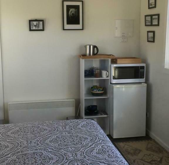 ベッドアンドブレックファースト Wheel House Studio