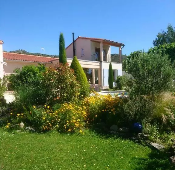 Majatalo Chèvrefeuille Gîte & Chambre D Hôtes