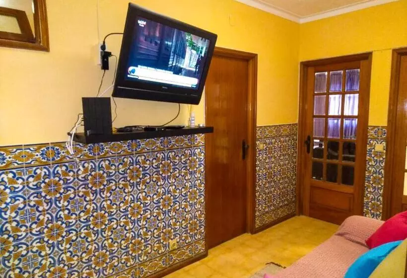 پانسیون Friends In Braga   Charming Bedrooms In The Historic Center