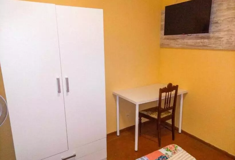 پانسیون Friends In Braga   Charming Bedrooms In The Historic Center