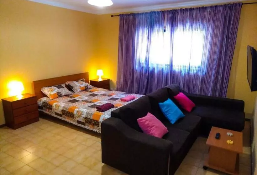 پانسیون Friends In Braga   Charming Bedrooms In The Historic Center