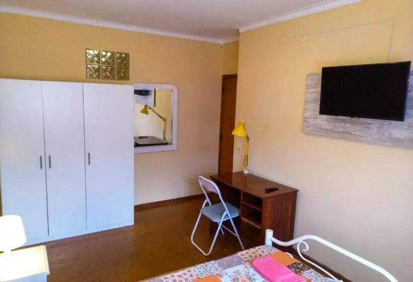 پانسیون Friends In Braga   Charming Bedrooms In The Historic Center