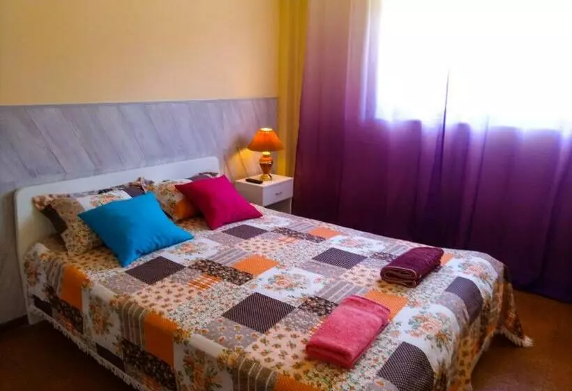 پانسیون Friends In Braga   Charming Bedrooms In The Historic Center