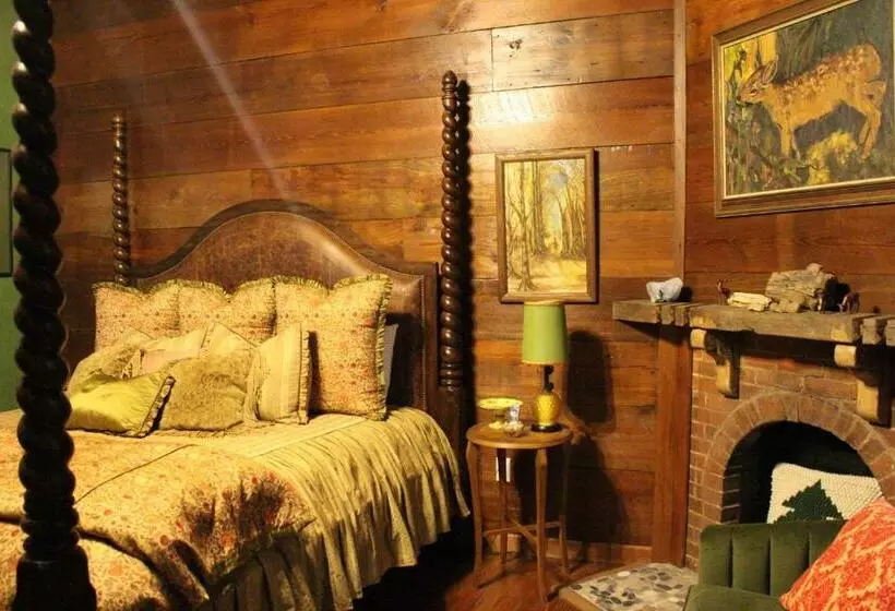 Aamiaismajoitus (B&B) The Gallery House Boutique