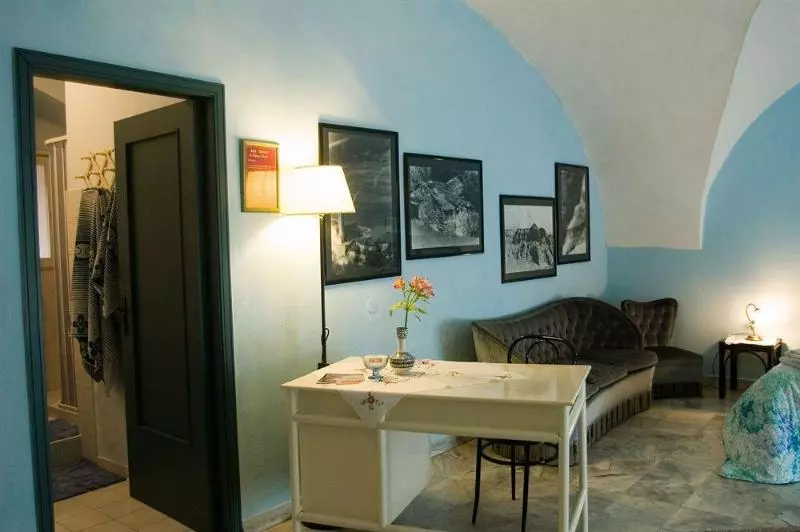 مبيت وإفطار Xenios