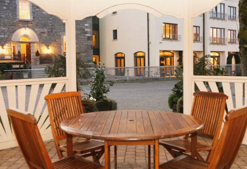 فندق Annebrook House