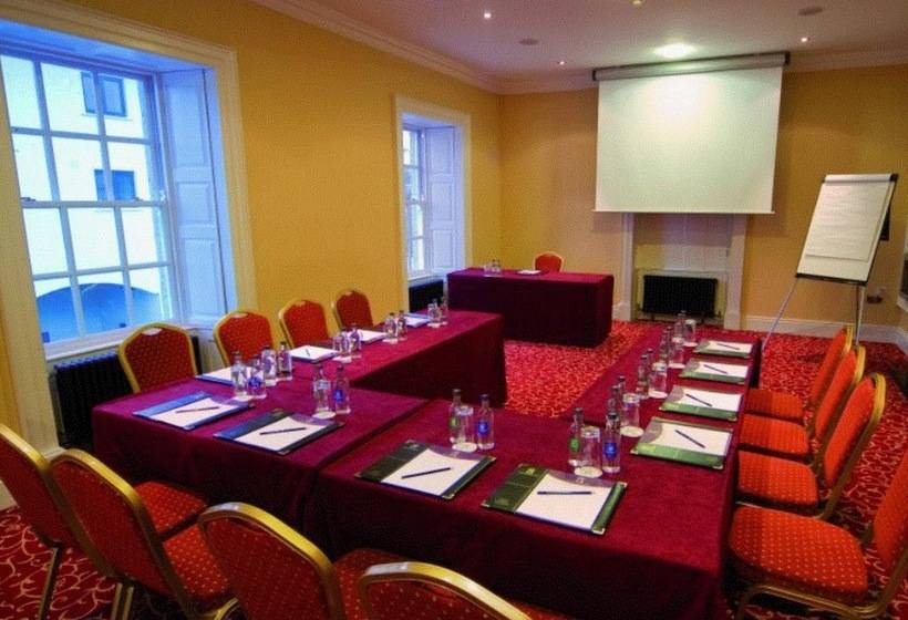 فندق Annebrook House