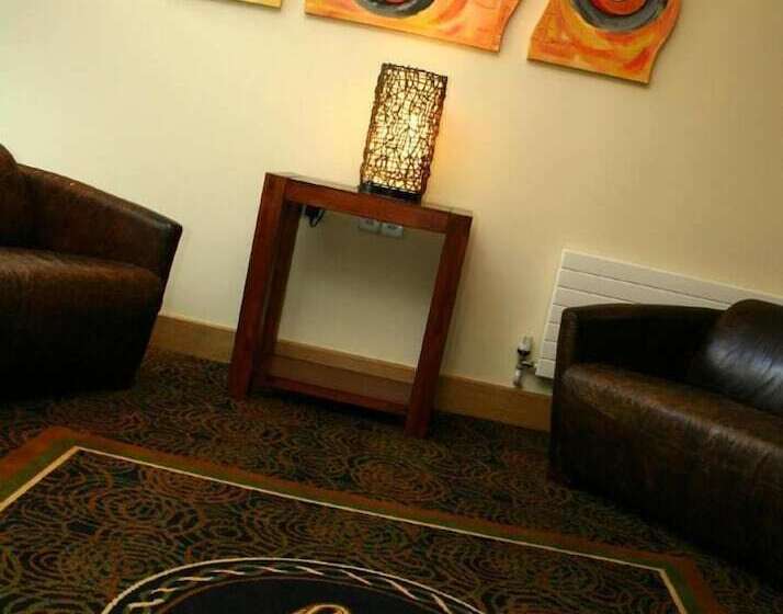 فندق Annebrook House