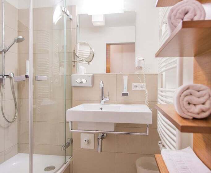 هتل Bacher Asitzstubn