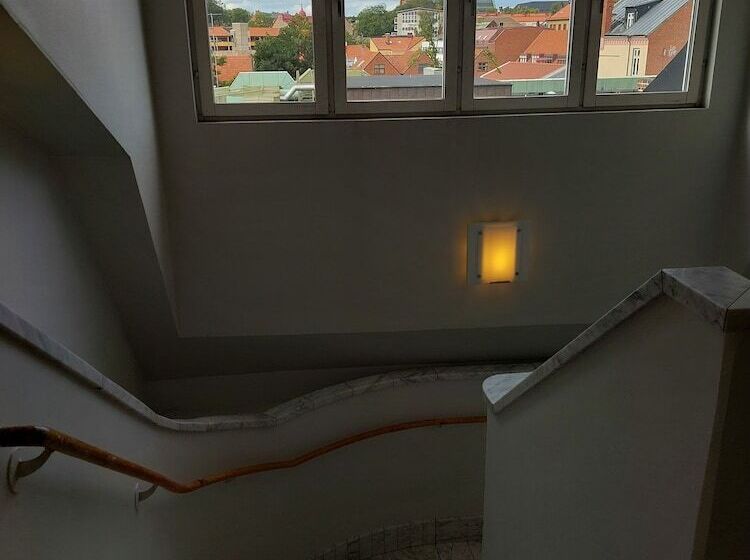 هتل Bishops Arms Lund