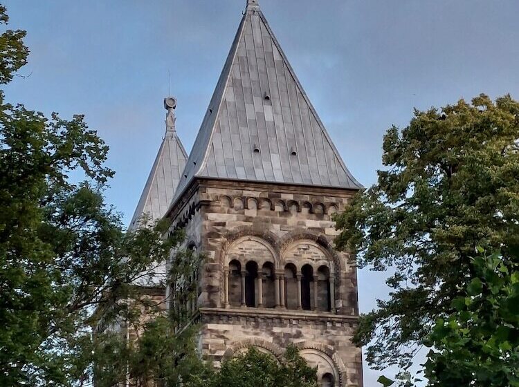 هتل Bishops Arms Lund