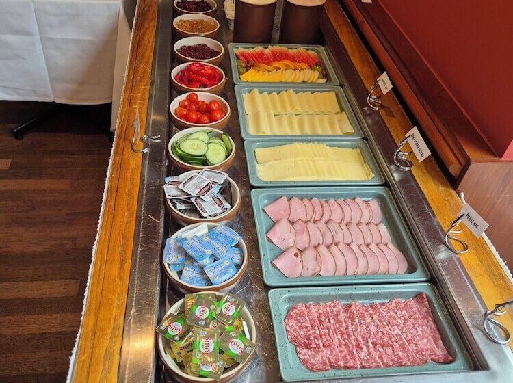 هتل Bishops Arms Lund