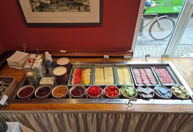 Отель Bishops Arms Lund