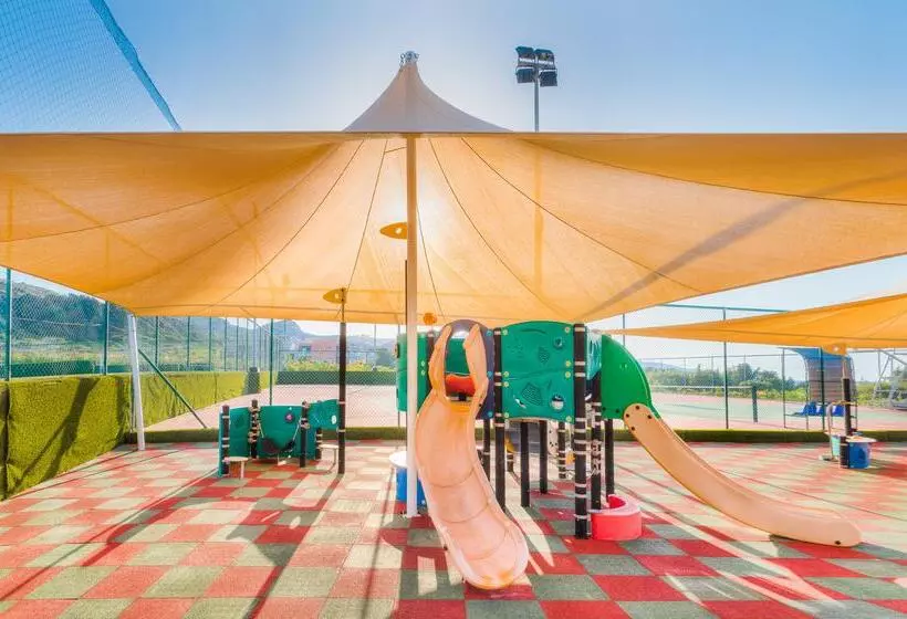 Hotelli Blue Lagoon Village   All Inclusive