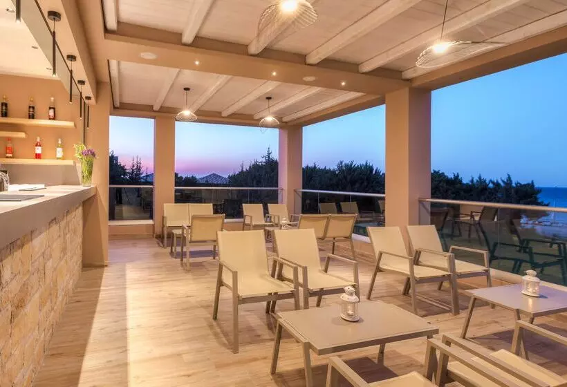 Hotelli Blue Lagoon Village   All Inclusive