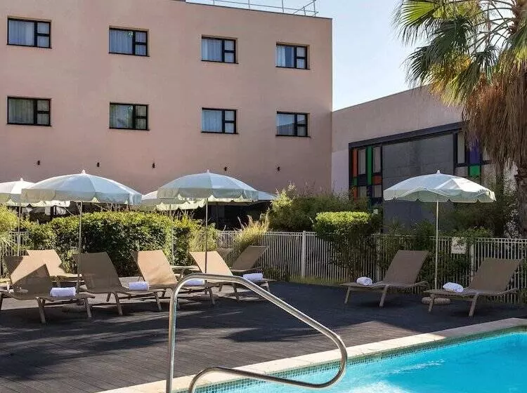 ホテル Holiday Inn Marseille Airport, An Ihg