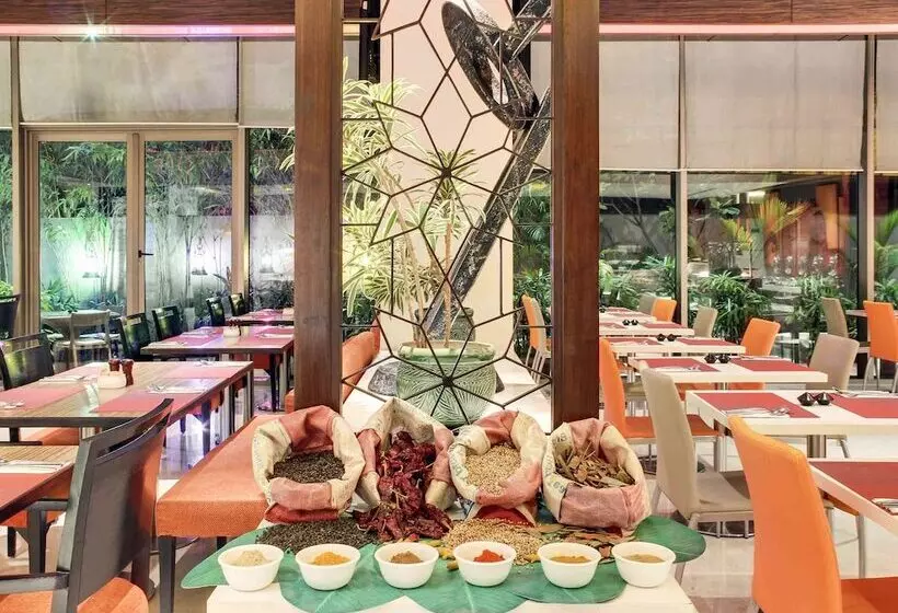 호텔 Ibis Mumbai Airport   An Accor Brand