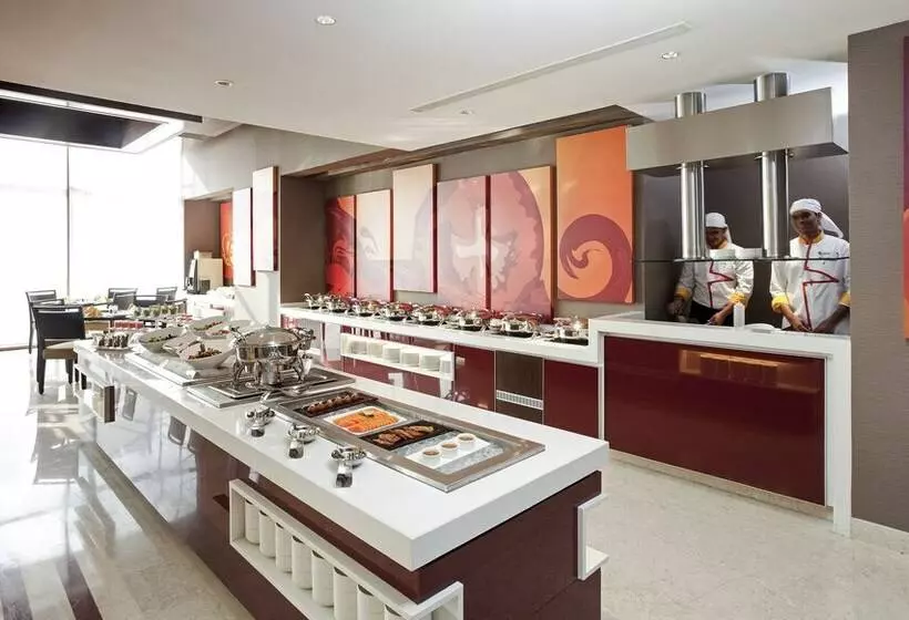 호텔 Ibis Mumbai Airport   An Accor Brand