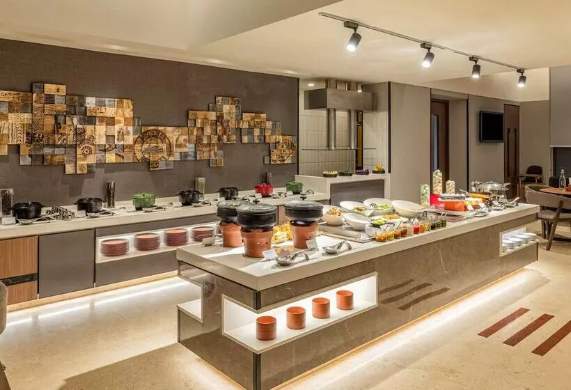 호텔 Ibis Mumbai Airport   An Accor Brand