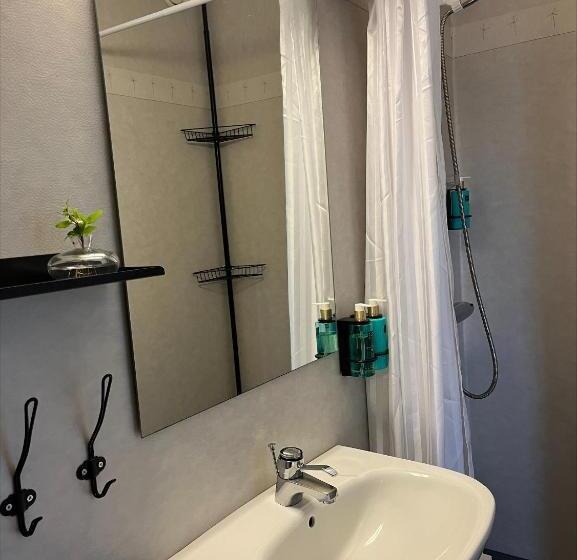 Otel L & Bistro Rödesund