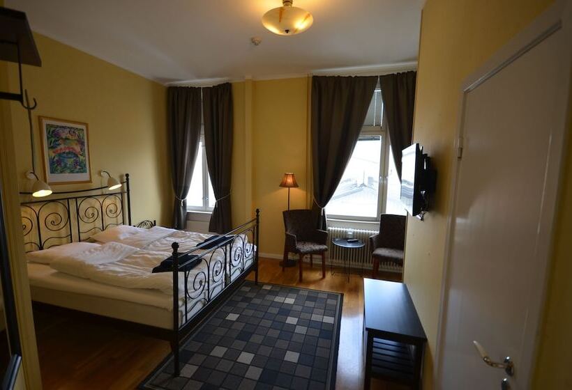 בית מלון כפרי L Royal