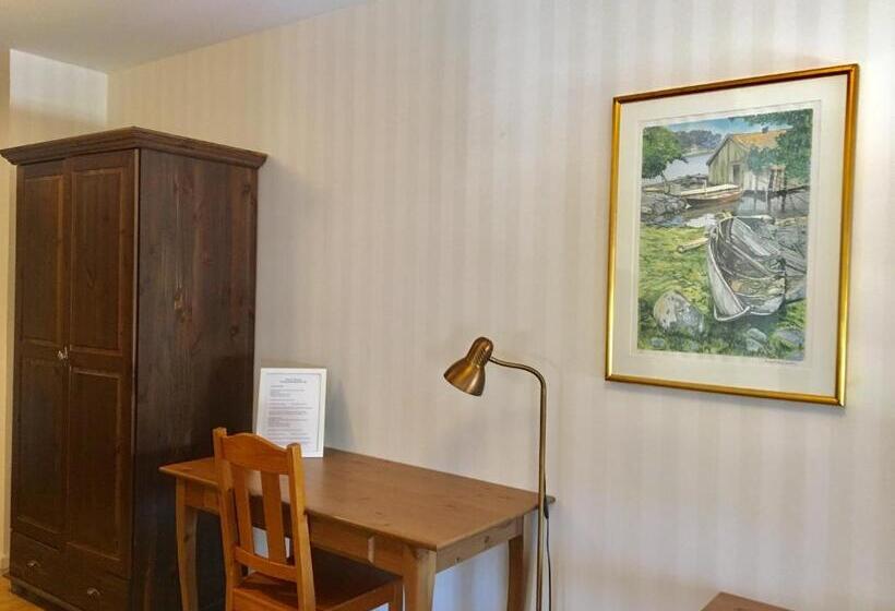 בית מלון כפרי L Royal