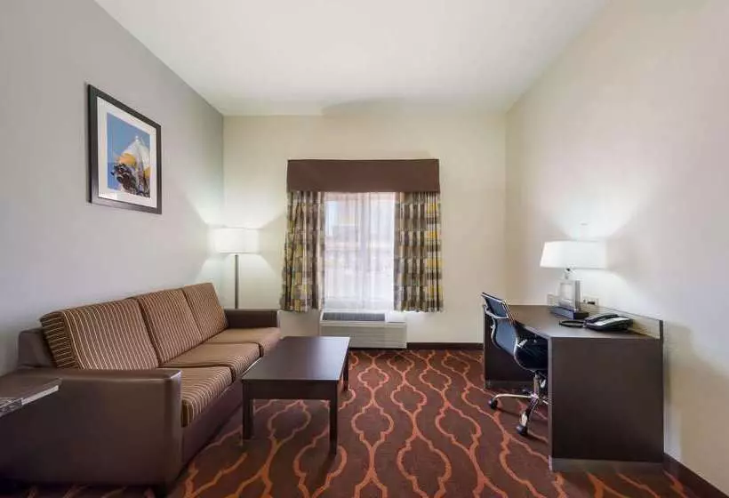 בית מלון כפרי Quality Inn & Suites Huntsville Research Park Area