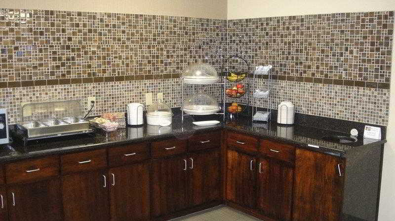 فندق Quality Inn & Suites Huntsville Research Park Area