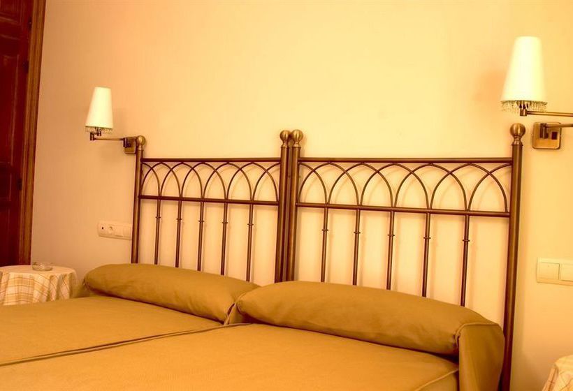 בית מלון כפרי Palacio De Monfarracinos