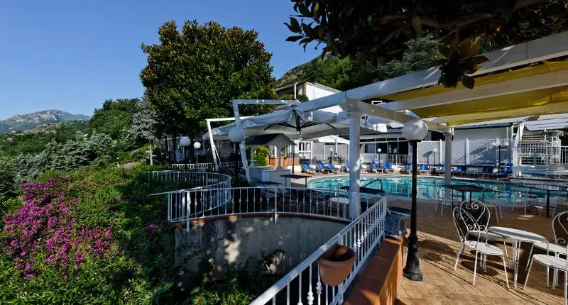 هتل Villa Poseidon & Events