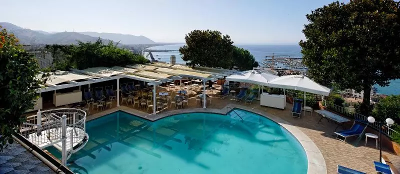 هتل Villa Poseidon & Events
