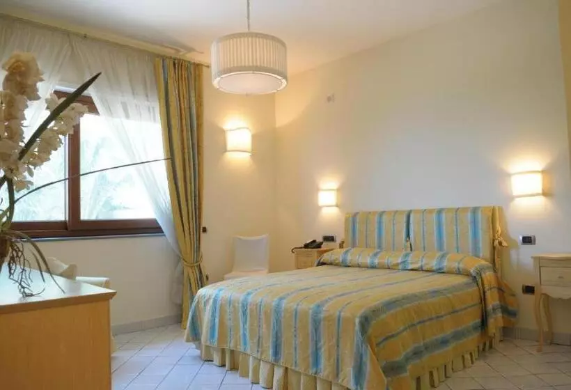 هتل Villa Poseidon & Events