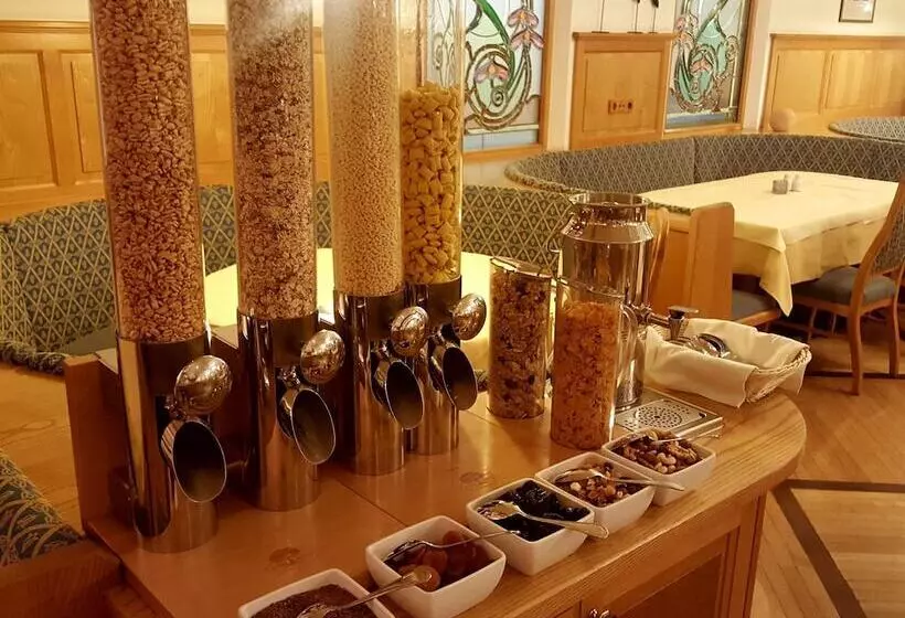 Отель Zum Mohren