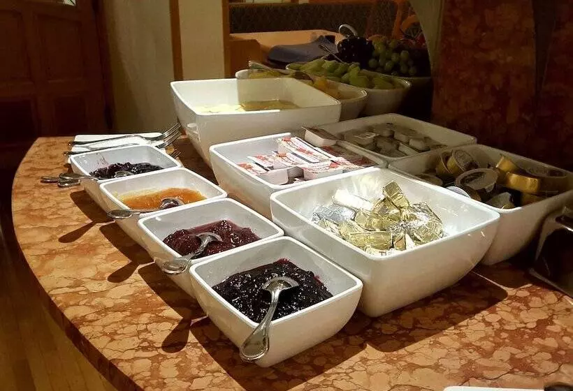 Отель Zum Mohren