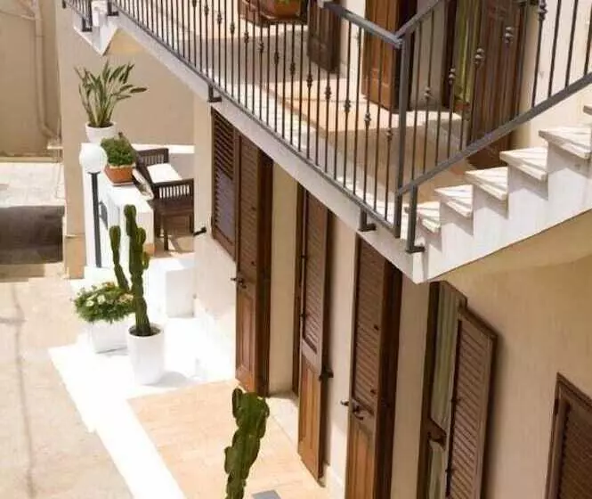 La Plaza Residence Levanzo