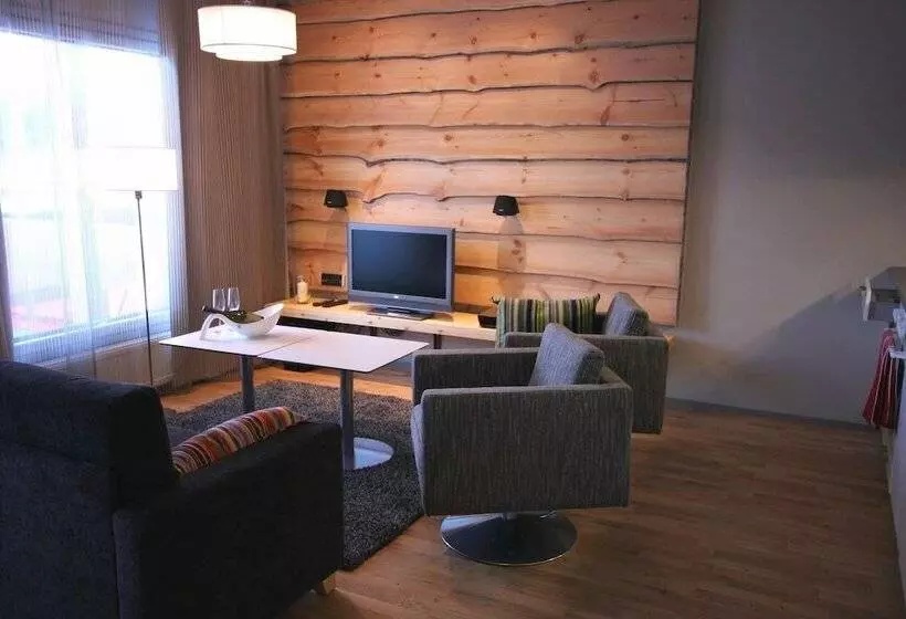 Levi Suites Levin Klubi