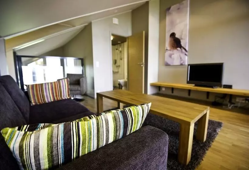 Levi Suites Levin Klubi