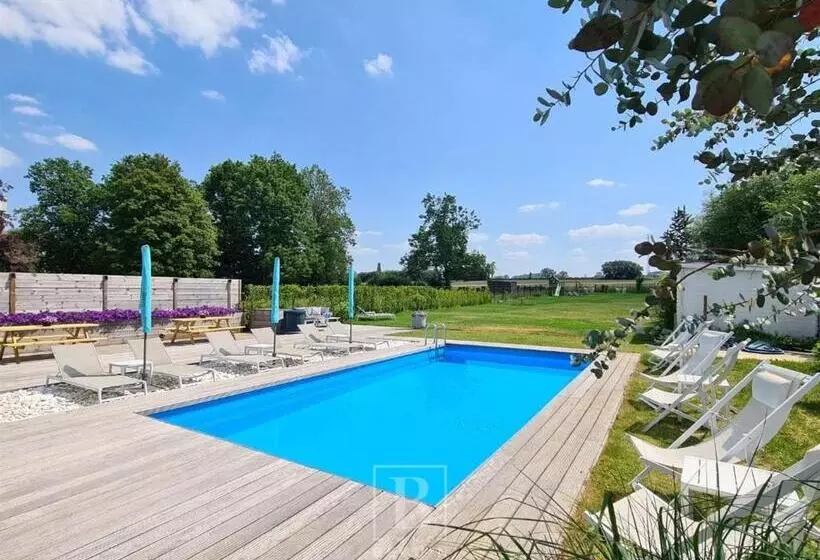 Villa Blue Garden B&b Vlaamse Ardennen Nabij Pairi Daiza
