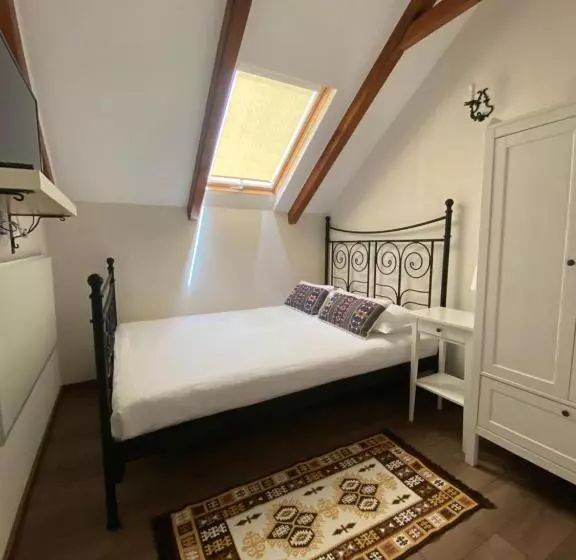 Majatalo Casa Moldovan