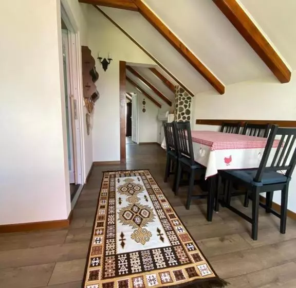 Majatalo Casa Moldovan