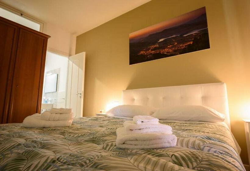 膳宿费 Guest House Piana Degli Albanesi