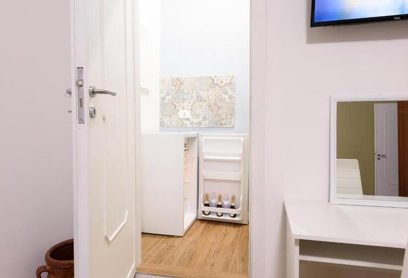 膳宿费 Guest House Piana Degli Albanesi