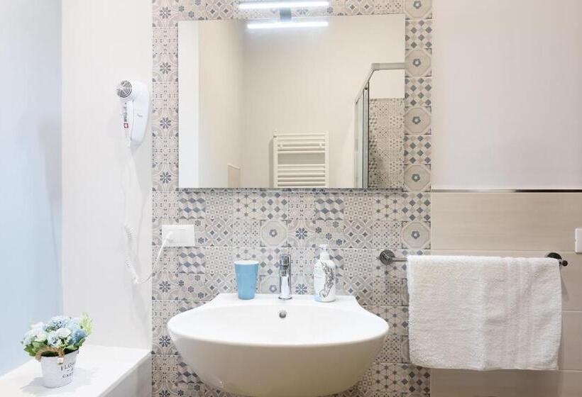 膳宿费 Guest House Piana Degli Albanesi